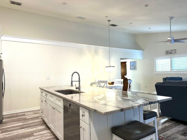 14609 LORIDAWN DRIVE 4, Seminole, FL 33776