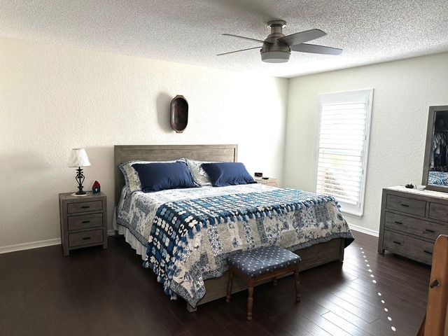 14609 LORIDAWN DRIVE 4, Seminole, FL 33776