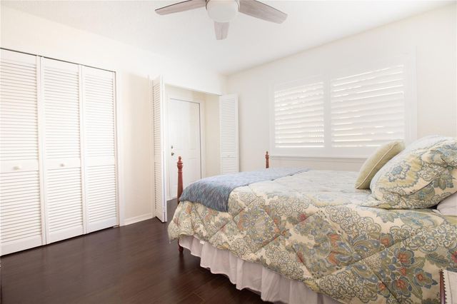 14609 LORIDAWN DRIVE 4, Seminole, FL 33776