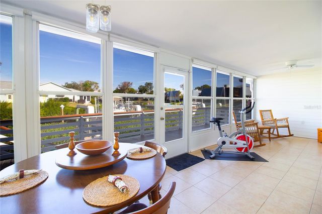 14609 LORIDAWN DRIVE 4, Seminole, FL 33776