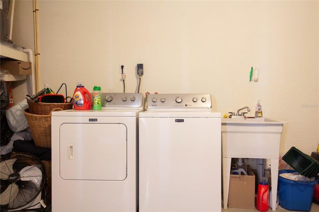 14609 LORIDAWN DRIVE 4, Seminole, FL 33776