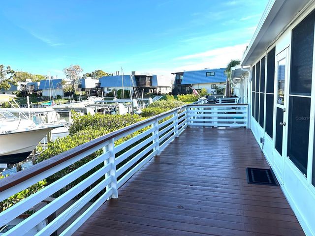 14609 LORIDAWN DRIVE 4, Seminole, FL 33776