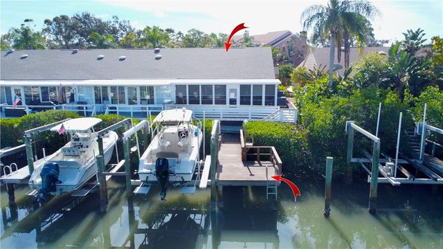 14609 LORIDAWN DRIVE 4, Seminole, FL 33776