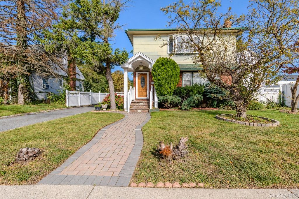 161 Poplar Street, West Hempstead, NY 11552 — exterior