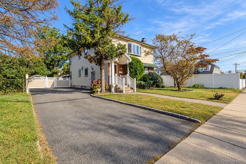161 Poplar Street, West Hempstead, NY 11552 — photo 2