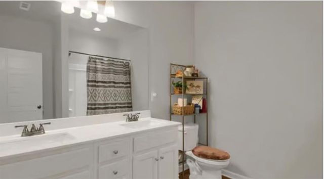 1563 Dover Creek Lane, Lawrenceville, GA 30045