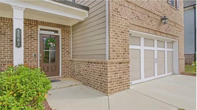 1563 Dover Creek Lane, Lawrenceville, GA 30045