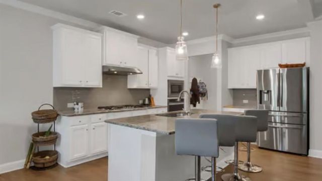 1563 Dover Creek Lane, Lawrenceville, GA 30045