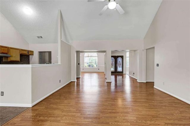 6827 Hill Creek Cove, Lithonia, GA 30058