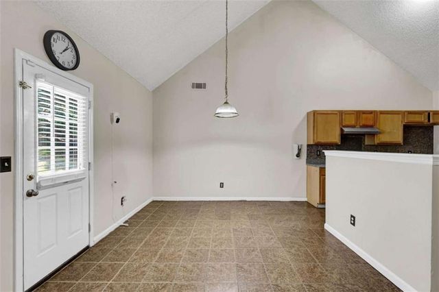 6827 Hill Creek Cove, Lithonia, GA 30058
