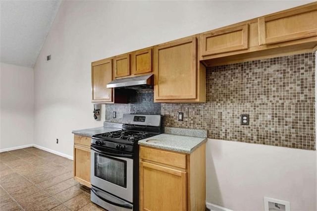 6827 Hill Creek Cove, Lithonia, GA 30058