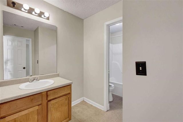 6827 Hill Creek Cove, Lithonia, GA 30058