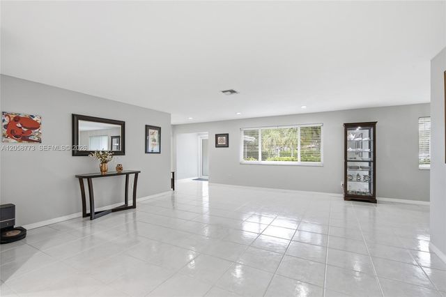 15845 SW 87th Avenue, Palmetto Bay, FL 33157