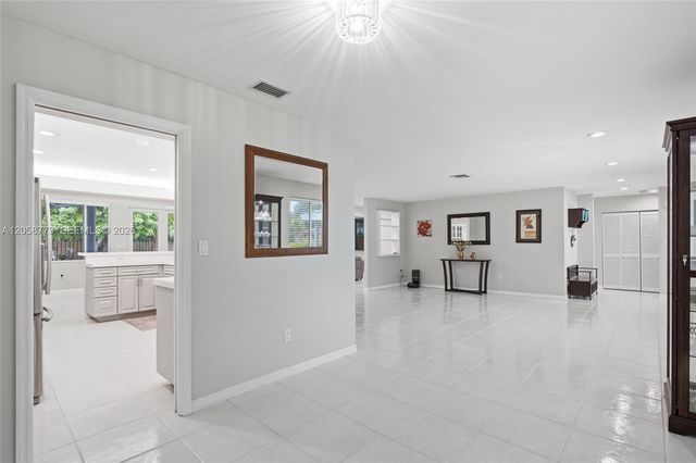 15845 SW 87th Avenue, Palmetto Bay, FL 33157