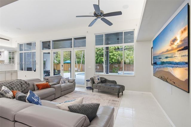 15845 SW 87th Avenue, Palmetto Bay, FL 33157