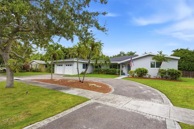15845 SW 87th Avenue, Palmetto Bay, FL 33157
