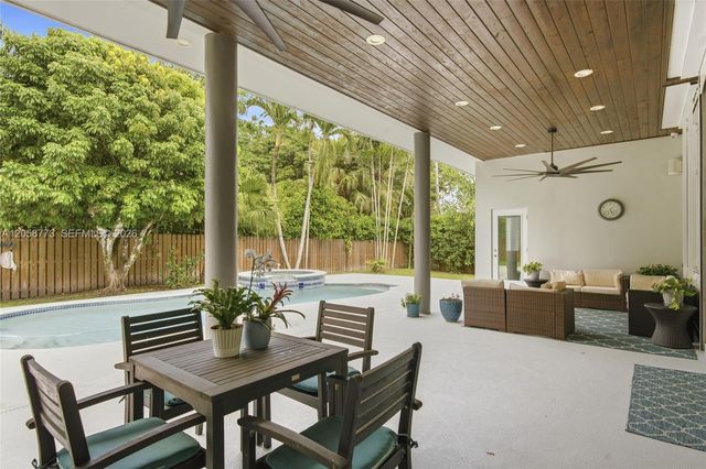 15845 SW 87th Avenue, Palmetto Bay, FL 33157