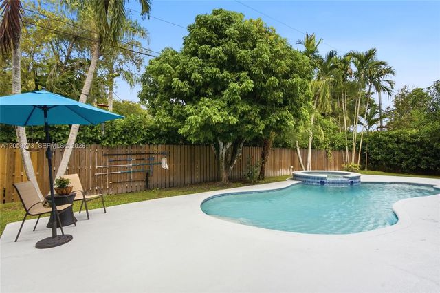 15845 SW 87th Avenue, Palmetto Bay, FL 33157