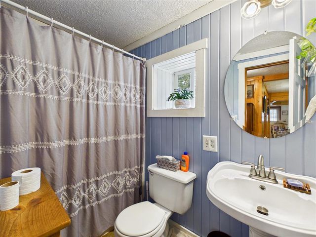 7709 Lake Avenue, Hayward, WI 54843