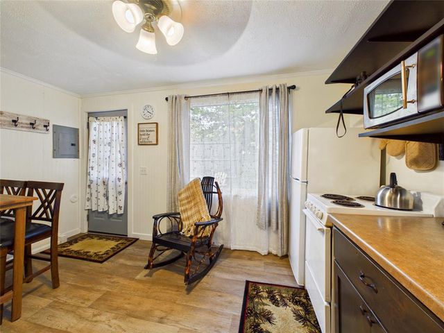 7709 Lake Avenue, Hayward, WI 54843
