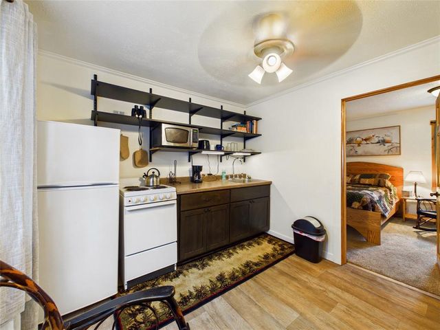 7709 Lake Avenue, Hayward, WI 54843
