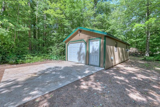 7709 Lake Avenue, Hayward, WI 54843