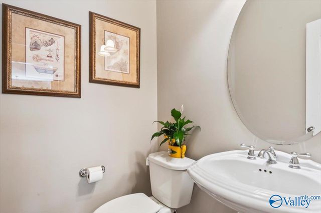 4406 Coatsbridge Drive SE, Owens Cross Roads, AL 35763