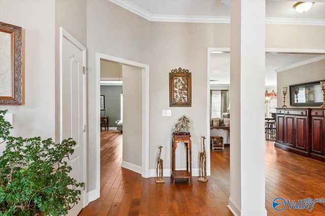 4406 Coatsbridge Drive SE, Owens Cross Roads, AL 35763