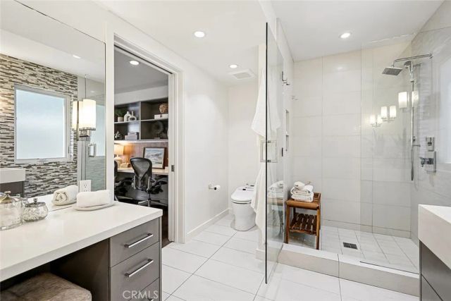 301 25th, Hermosa Beach, CA 90254