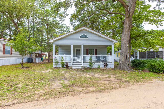 517 Porter Dr., Garden City Beach, SC 29576