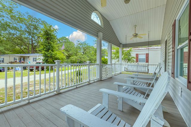 517 Porter Dr., Garden City Beach, SC 29576