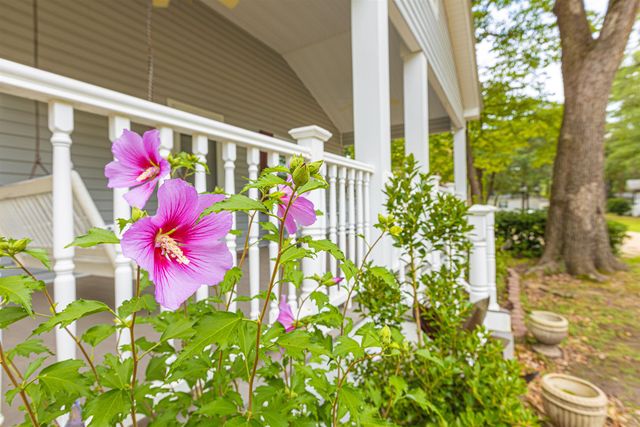 517 Porter Dr., Garden City Beach, SC 29576