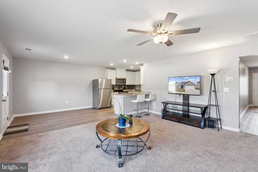 17026 ROLLINS RD, Bowling Green, VA 22427