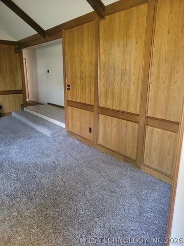 1608 S Laurel Avenue, Broken Arrow, OK 74012