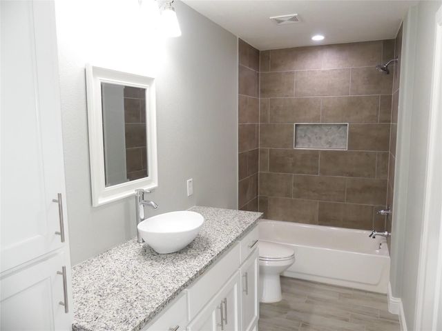 608 E College Street 608, Sherman, TX 75090