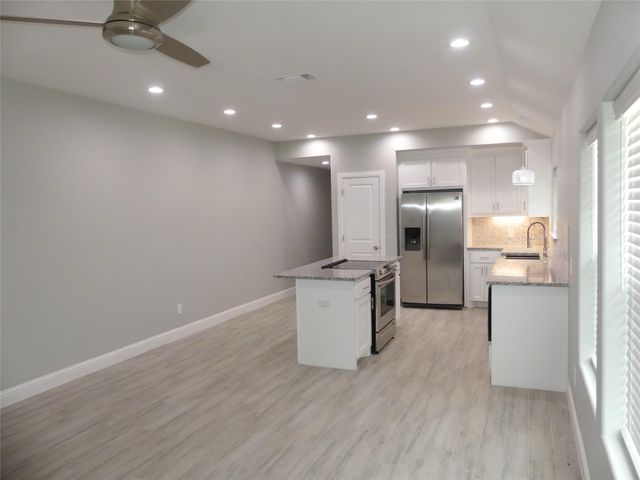 608 E College Street 608, Sherman, TX 75090