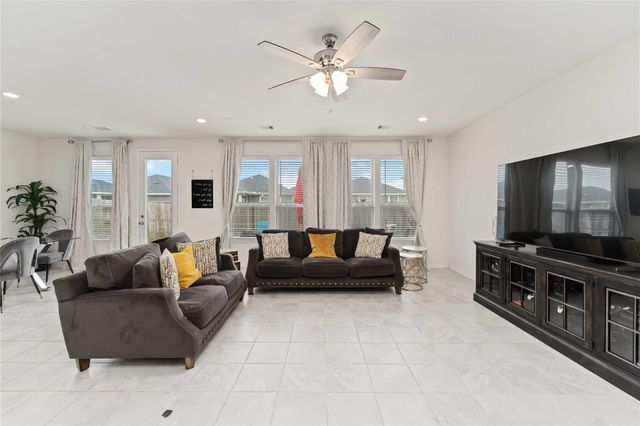 5203 Castle Discordia Street, Katy, TX 77493