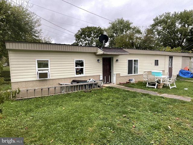 12032, 12034 12040, 12030 OLD ROUTE SIXTEEN, Waynesboro, PA 17268