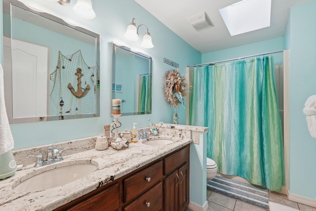 902 Deerfield Ct, Russellville, AR 72801