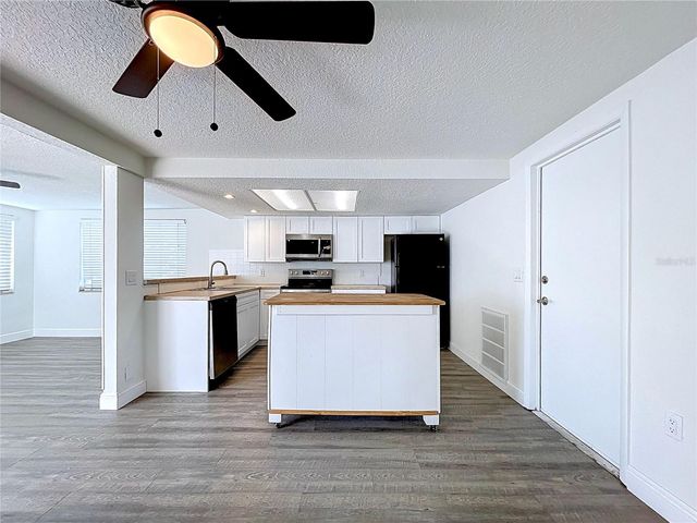 6142 9TH AVENUE, New Port Richey, FL 34653