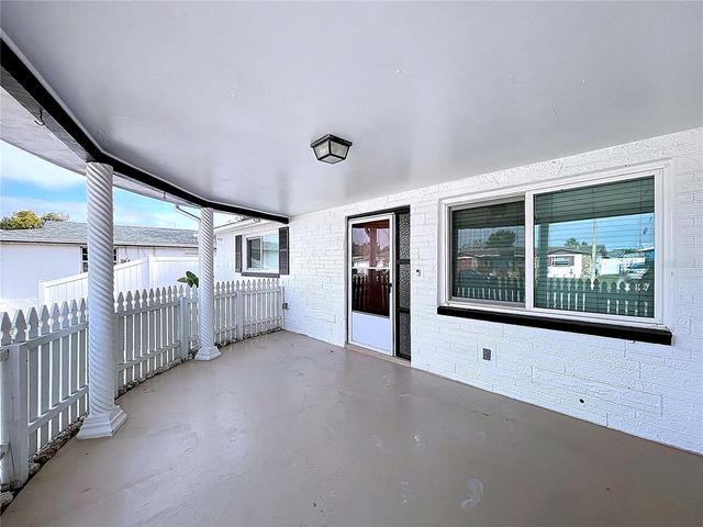 6142 9TH AVENUE, New Port Richey, FL 34653