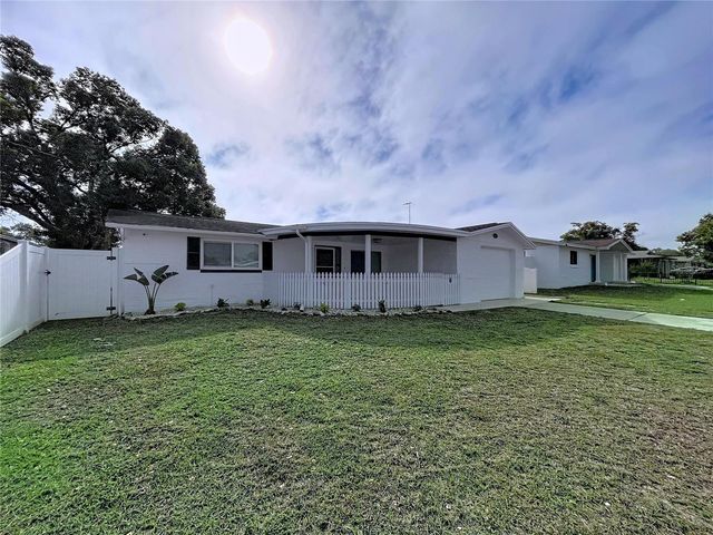 6142 9TH AVENUE, New Port Richey, FL 34653