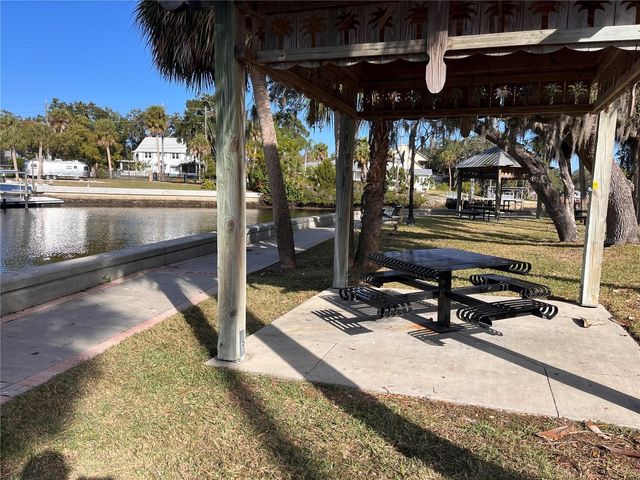 6142 9TH AVENUE, New Port Richey, FL 34653