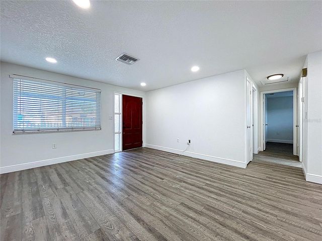 6142 9TH AVENUE, New Port Richey, FL 34653