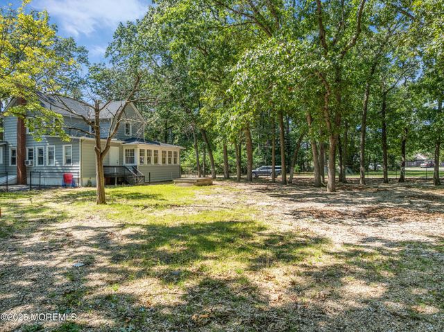 110 Charles Street, Old Bridge, NJ 08857