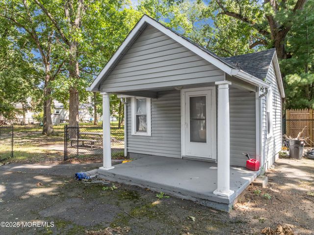 110 Charles Street, Old Bridge, NJ 08857