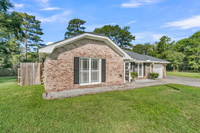 105 Bedford Court, Summerville, SC 29486
