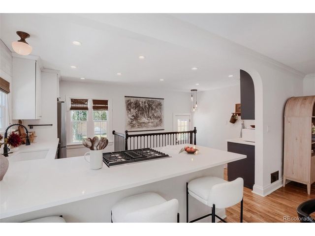 425 S Alcott St, Denver, CO 80219