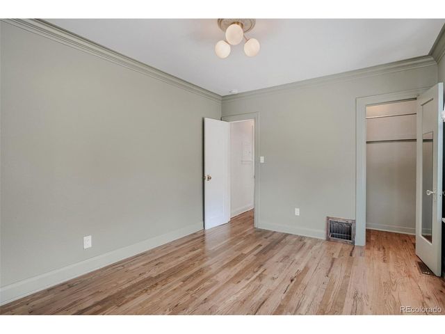 425 S Alcott St, Denver, CO 80219