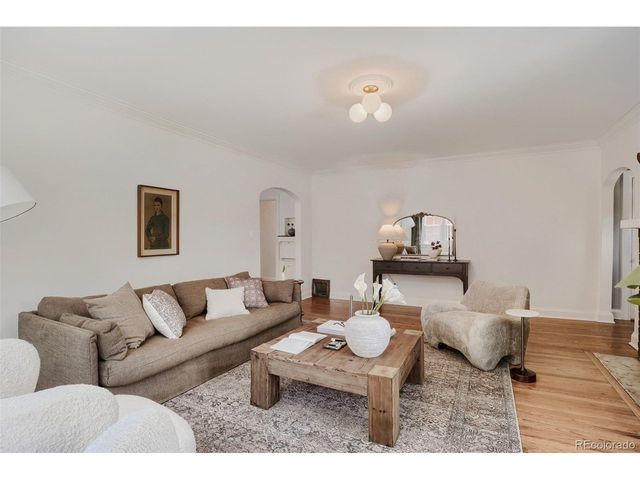425 S Alcott St, Denver, CO 80219